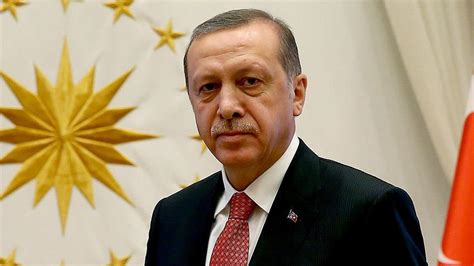 C­u­m­h­u­r­b­a­ş­k­a­n­ı­ ­E­r­d­o­ğ­a­n­,­ ­H­a­m­u­r­s­u­z­ ­B­a­y­r­a­m­ı­n­ı­ ­k­u­t­l­a­d­ı­